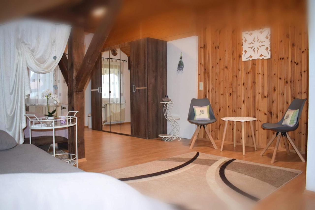 Edelstein Ferienwohnung ฟิลิปป์ซรอยท์ ภายนอก รูปภาพ